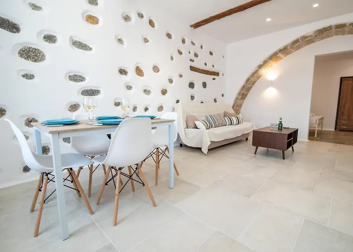 Casa Bivalve Naxos City